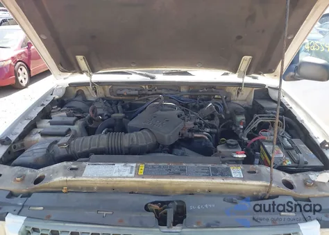 2001 Ford Ranger Edge/Xlt z USA, uszkodzony, nr VIN 1FTYR14E41TA99958